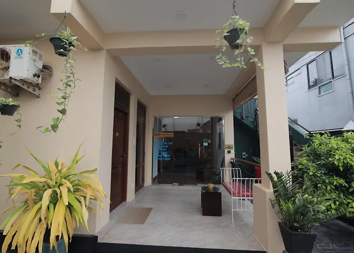 D Plus B&B Negombo